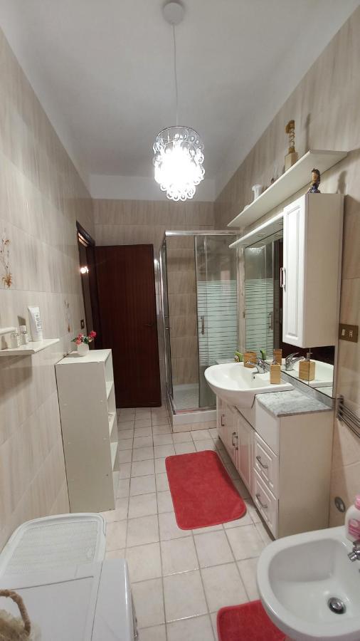 Appartamento Incantevole Al Centro Di Торваяника Экстерьер фото