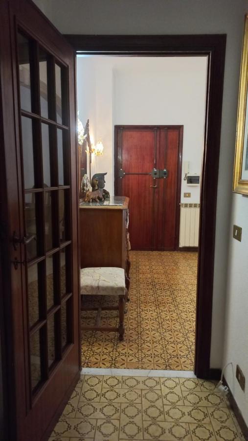 Appartamento Incantevole Al Centro Di Торваяника Экстерьер фото