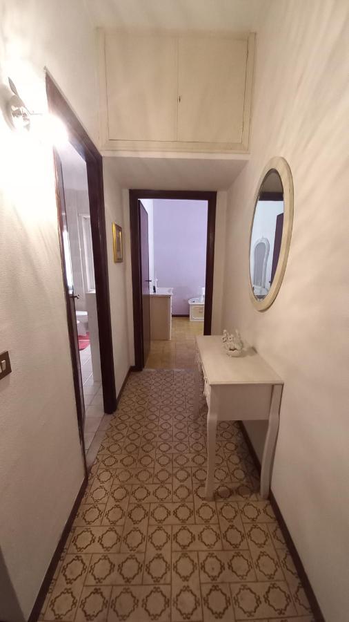Appartamento Incantevole Al Centro Di Торваяника Экстерьер фото