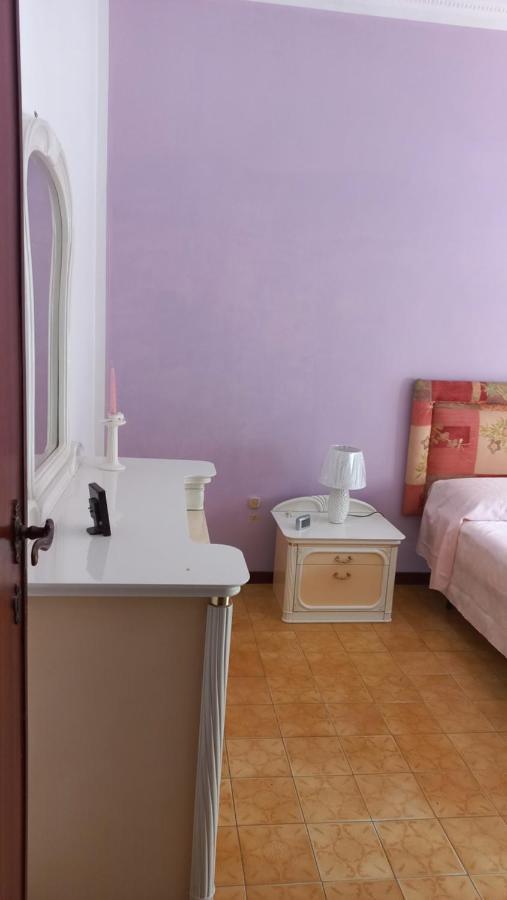 Appartamento Incantevole Al Centro Di Торваяника Экстерьер фото